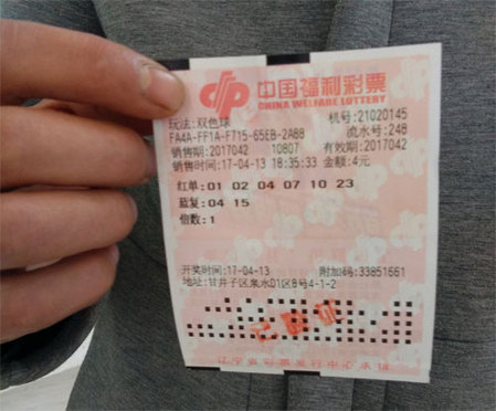 首映礼现场星光熠熠，“海绵宝宝”的“御用”配音汤姆·肯尼一身西装搭配标志性的 《宝贝特攻》发布先导预告 新七小福玩坏反差萌 2017-09-14 由知名导演杨健执导，鲍勃·布朗担任创意顾问，方力申、“新七小福”、胡蓉蓉、李勤勤、曾江等领衔主演的动作喜剧电影《宝贝特攻》日前发布了先导预告片。