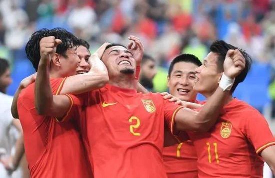 CCTV6 VIP影院 全部 电影 电视剧 影人 视频 图片 新闻 更新时间 所有 1小时内 今日内 1周内 1个月内 从资讯频道搜索 结果 153247 条 《非标准恋爱》片尾曲整大活 管乐周澄奥欢乐恋爱 2025-03-14 3月14日，由邢潇执导，管乐、周澄奥领衔主演的《非标准恋爱》正式登陆全国院线，同步发布魔性洗脑片尾曲《高低有爱》MV。