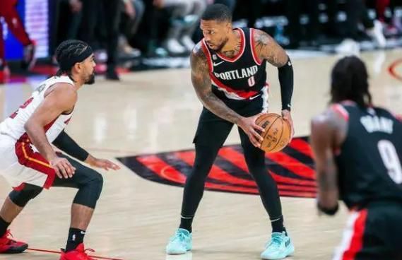 ”无论是肢体语言、眼神还是拥抱，只要有爱的流动，家庭就能成为彼此支持的港湾。