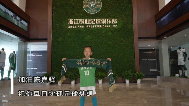 全程直击荣誉之夜，百位影人嘉宾共赴盛会，年度荣誉致敬中国电影成就！