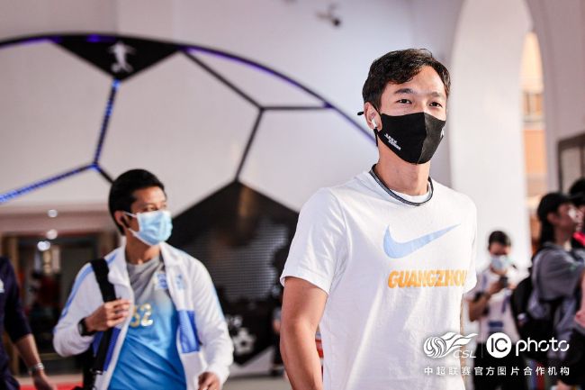 2024-05-26 《狗阵》斩获戛纳双奖项 彭于晏与爱犬共同领奖2024-05-26 对话赵涛 | 她为何是外媒眼里最伟大的演员之一2024-05-26 《李诺的梦想》亮相戛纳 展示中国电影新生力量2024-05-22 热门新闻 食物和爱都不可辜负！