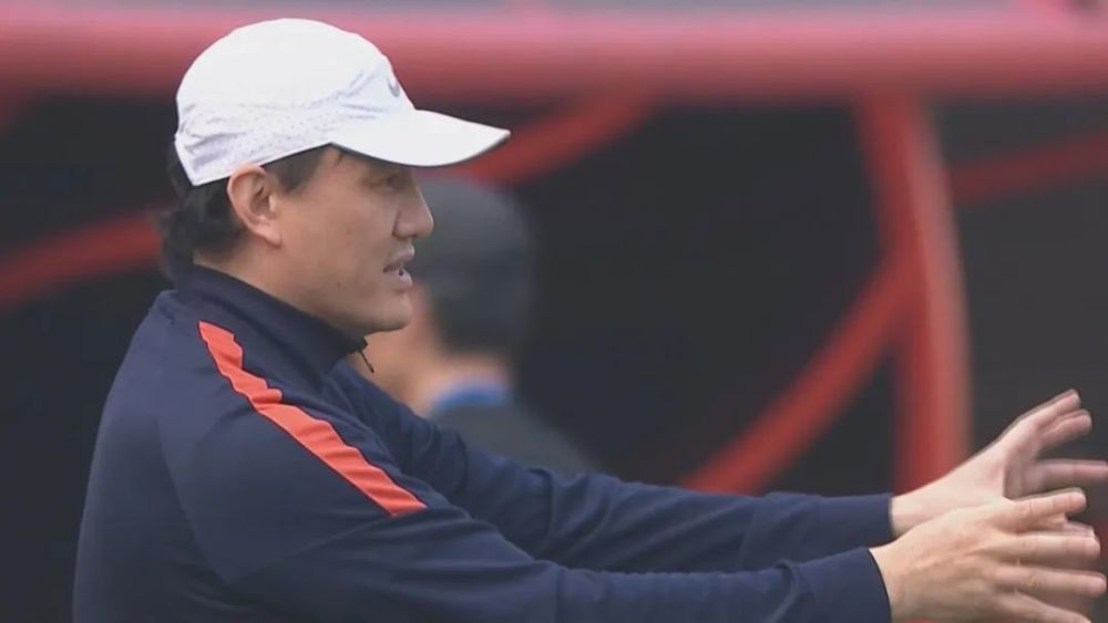 近日，《敦刻尔克》再发一组新片场照，“单向乐队”成员哈里·斯泰尔斯在片中的造型得到进一步曝光，穿上复古军装之后，帅气的哈里俨 皇后乐队主唱传记片新动向 《X战警》导演接手 2016-11-06 2013年就已经启动，但是毫无进展的皇后乐队主唱的传记片于近日曝光了全新的动态。