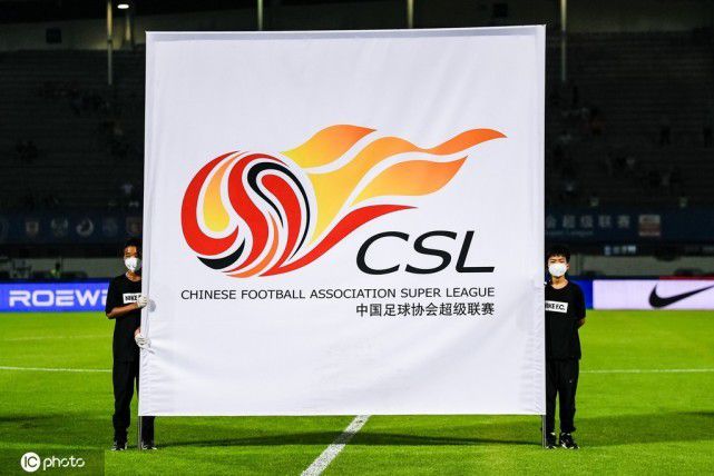 据悉，赛琳娜·戈麦斯和本尼·布兰科于2024年6月开始交往，12月官宣恋情，之后一直热恋不断，几度传出结婚消息，但傻脸的粉丝一直期盼二人可以分手。