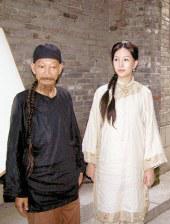 此外，他还提到将会通过法律措施确保大S的两个孩子能够安全健康成长，同时也暗示可能会与汪小菲就某些事宜产生法律争端。