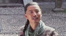 《肉与沙》《编剧工坊》戛纳首映 佛伊丝西装亮相 2017-05-23 5月22日，电影《肉与沙》、《编剧工坊》在戛纳举行首映礼及发布会，玛琳娜·佛伊丝等主创亮相Photo Call环节。