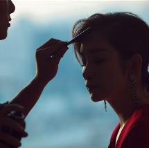 《熊出没》大电影拍到第12部，对“动画+”类型制作的把控、对新春合家欢属性的贴合，都越来越成熟了。